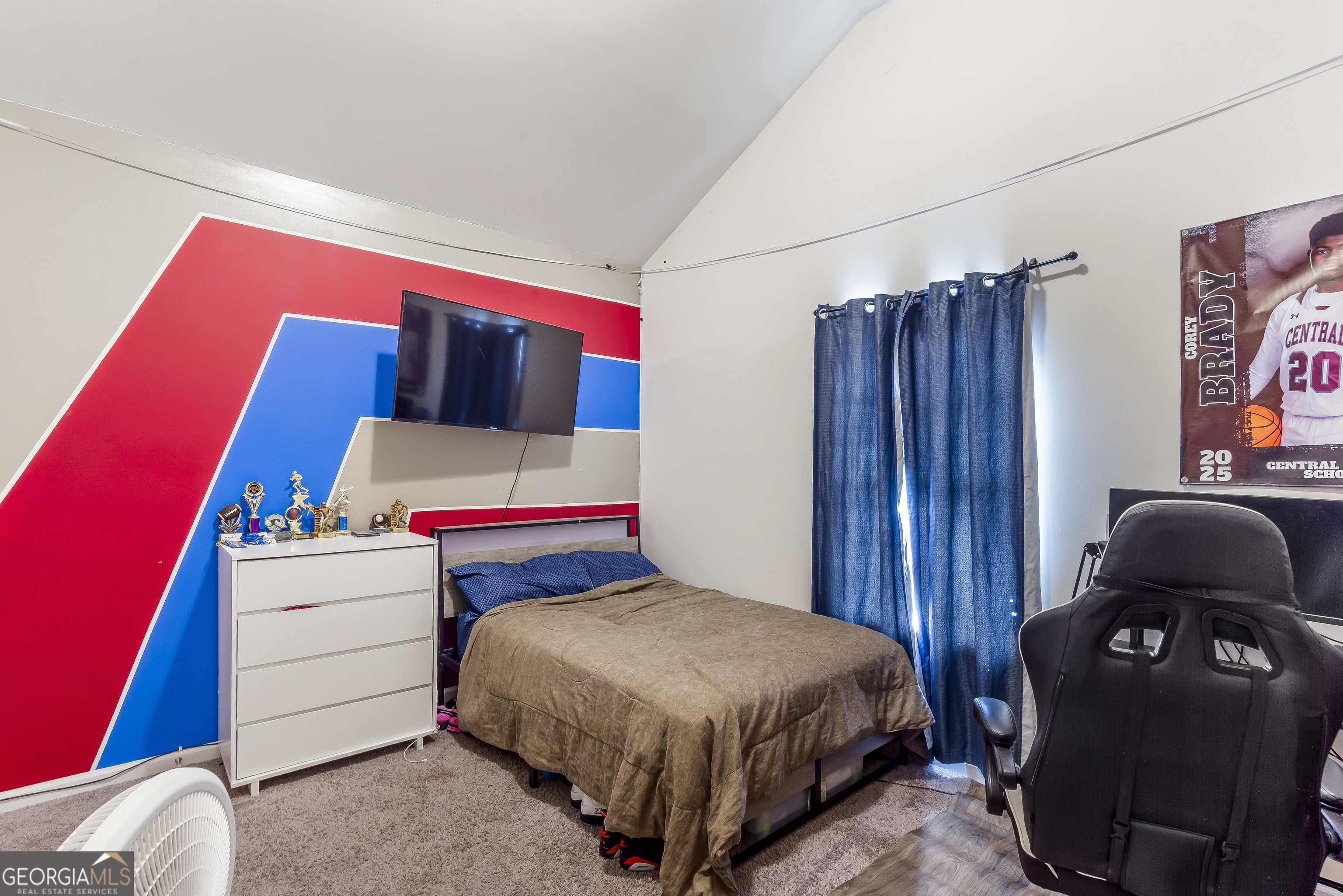 370 Springwater Way Bremen, GA 30110 - Photo 25 of 32 a bedroom with a bed and a closet