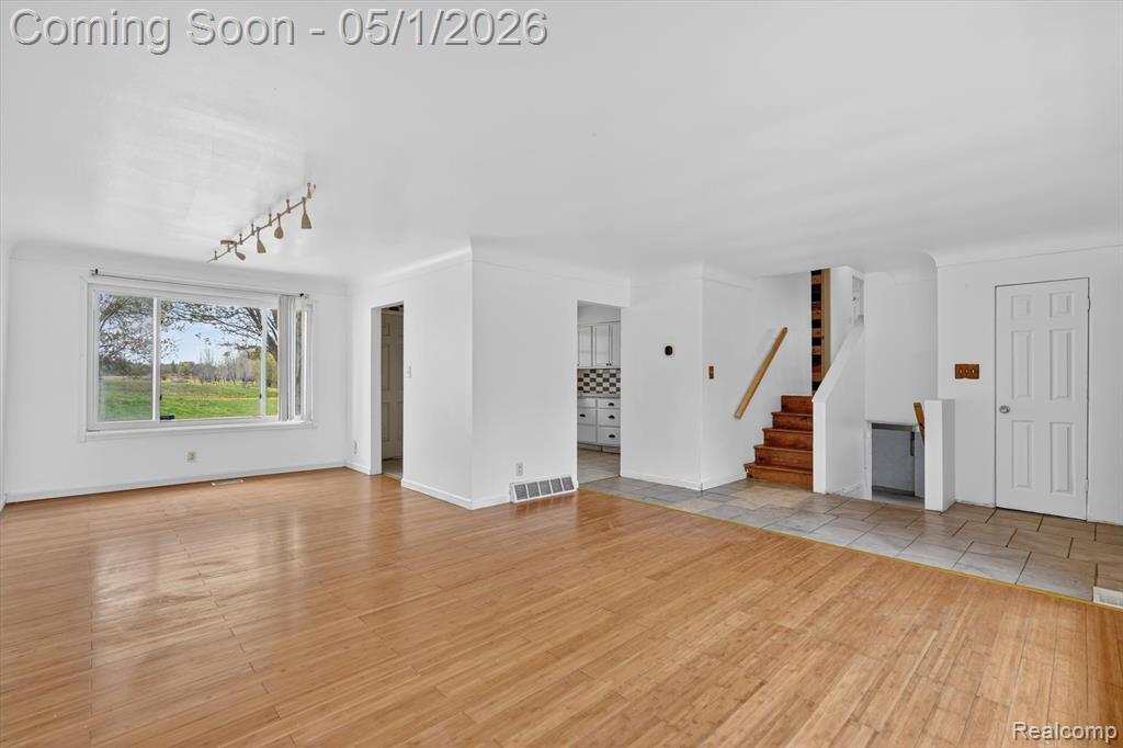 5457 East Frances Road Mount Morris, MI 48458 - Photo 8 of 42