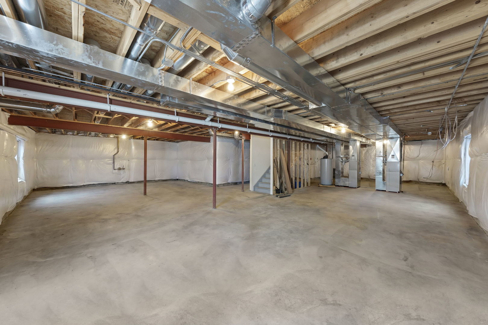 1711 Driving Park Road Wheaton, IL 60187 - Photo 27 of 41 a view of an empty room