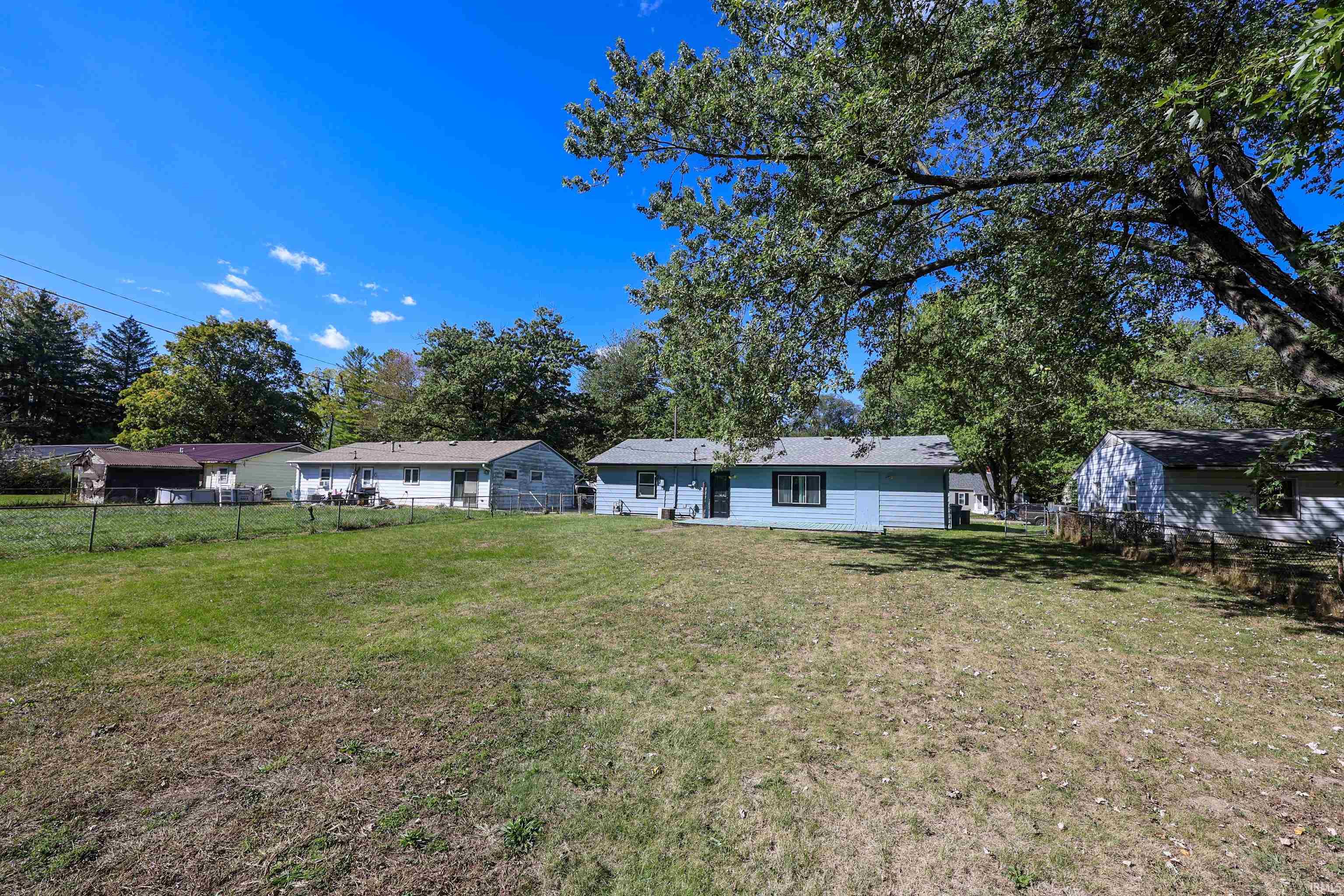 1715 Godfrey Road Fort Wayne, IN 46819 - Photo 4 of 31