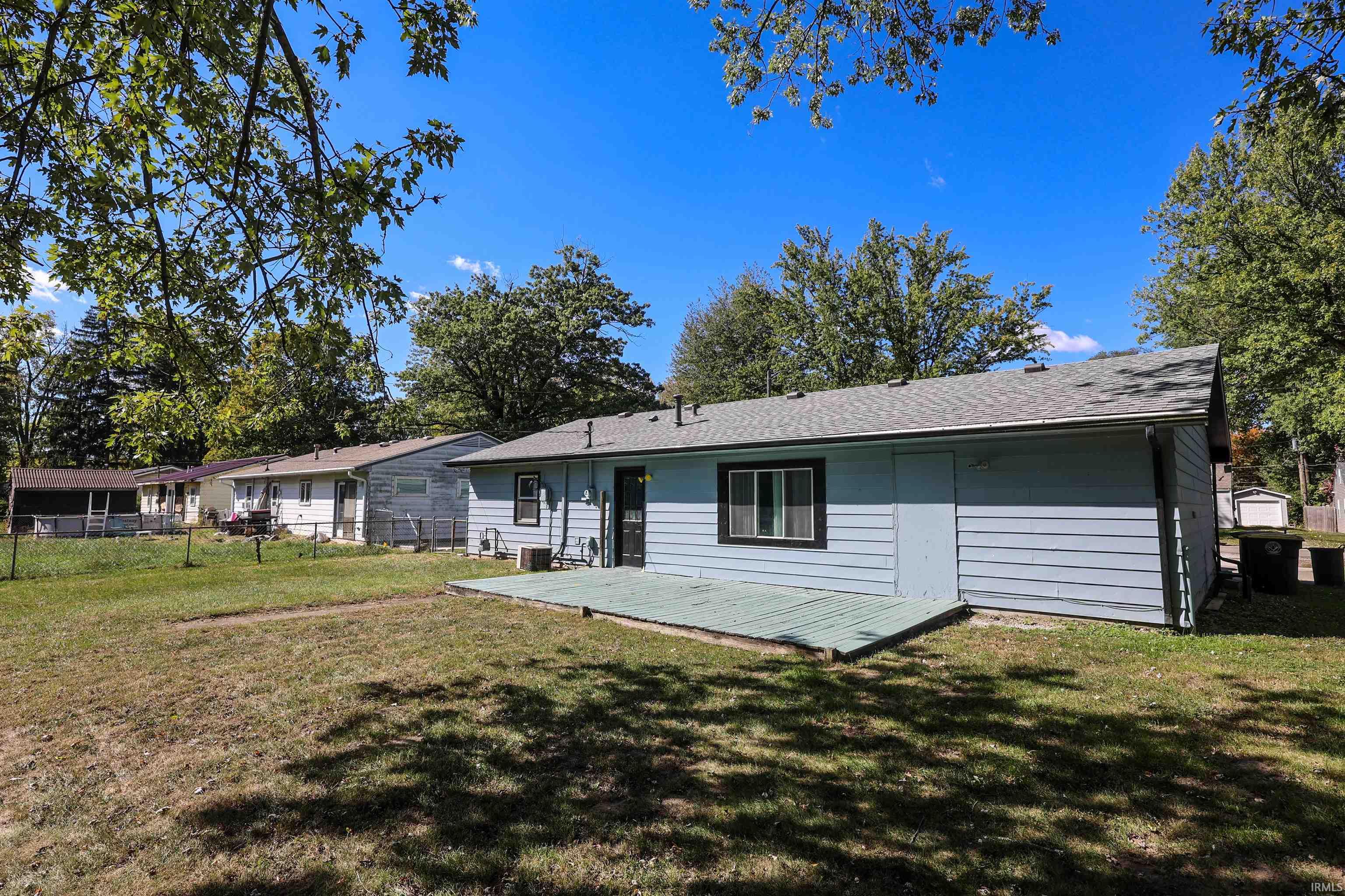 1715 Godfrey Road Fort Wayne, IN 46819 - Photo 5 of 31