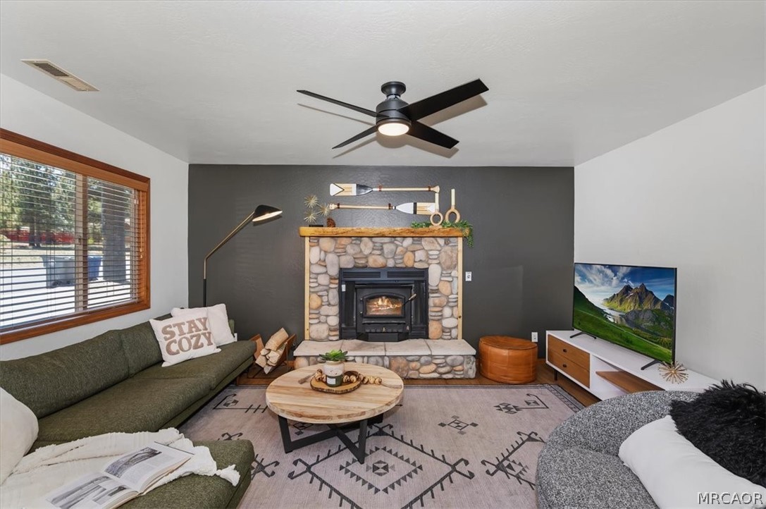 42698 Fox Farm Road Big Bear Lake, CA 92315 - Photo 10 of 46
