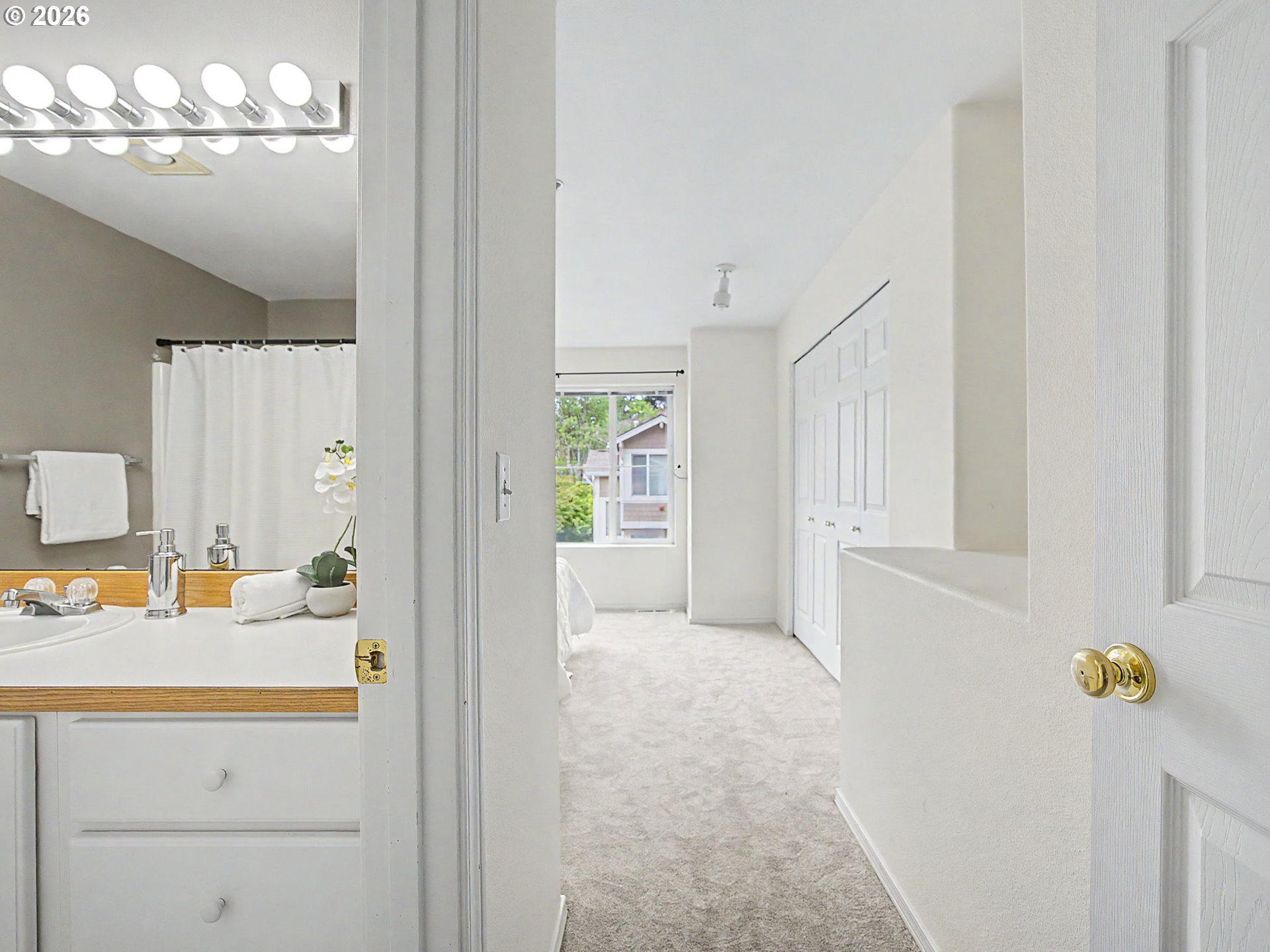 14176 Southwest Barrows Road, Unit 3 Portland, OR 97223 - Photo 19 of 46