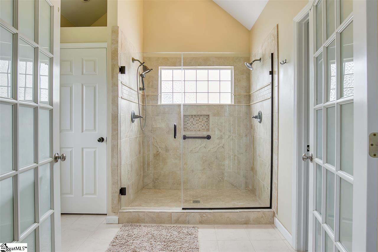 110 Lisa Drive Fountain Inn, SC 29644 - Photo 16 of 35 Gallery Image 16