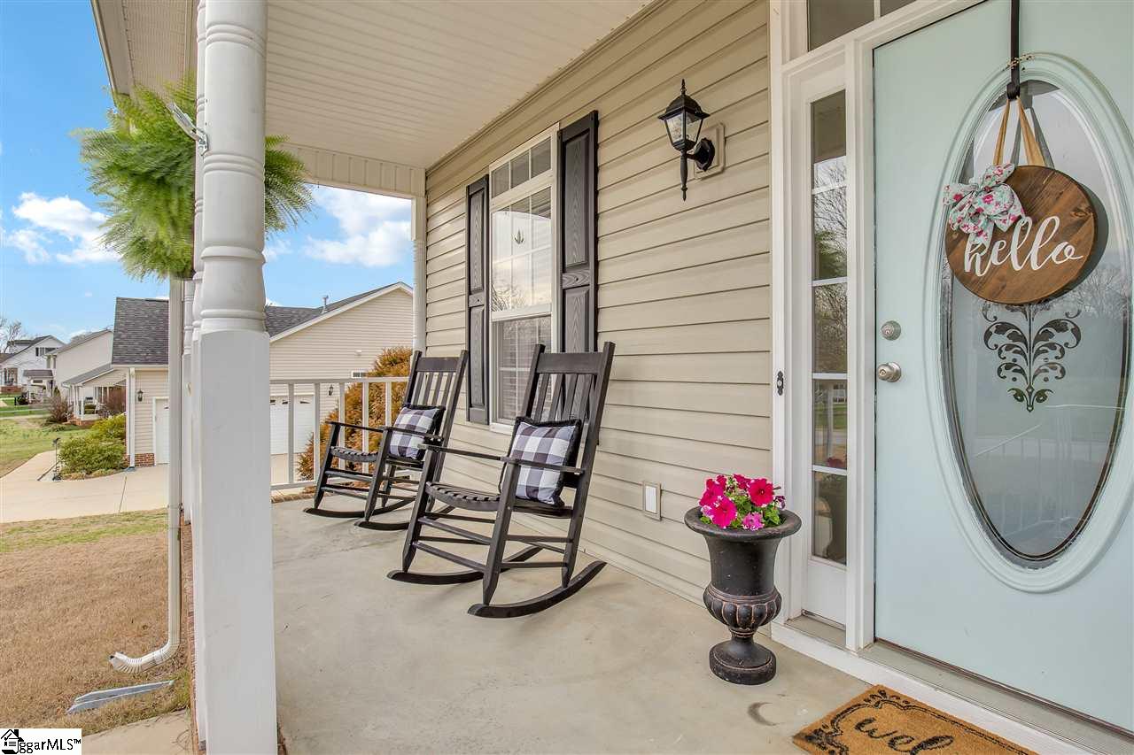 110 Lisa Drive Fountain Inn, SC 29644 - Photo 4 of 35 Gallery Image 4