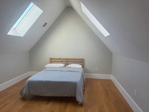 $4,250 | 204 Spencer Avenue, Unit 9, Chelsea, MA 02150