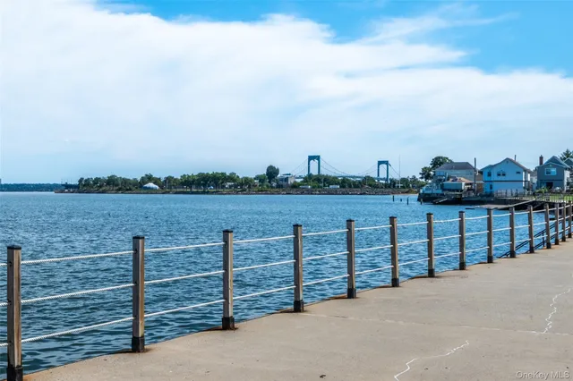 $325,000 | 75-c Edgewater Park Edgewater Park, Unit 75C | Throgs Neck