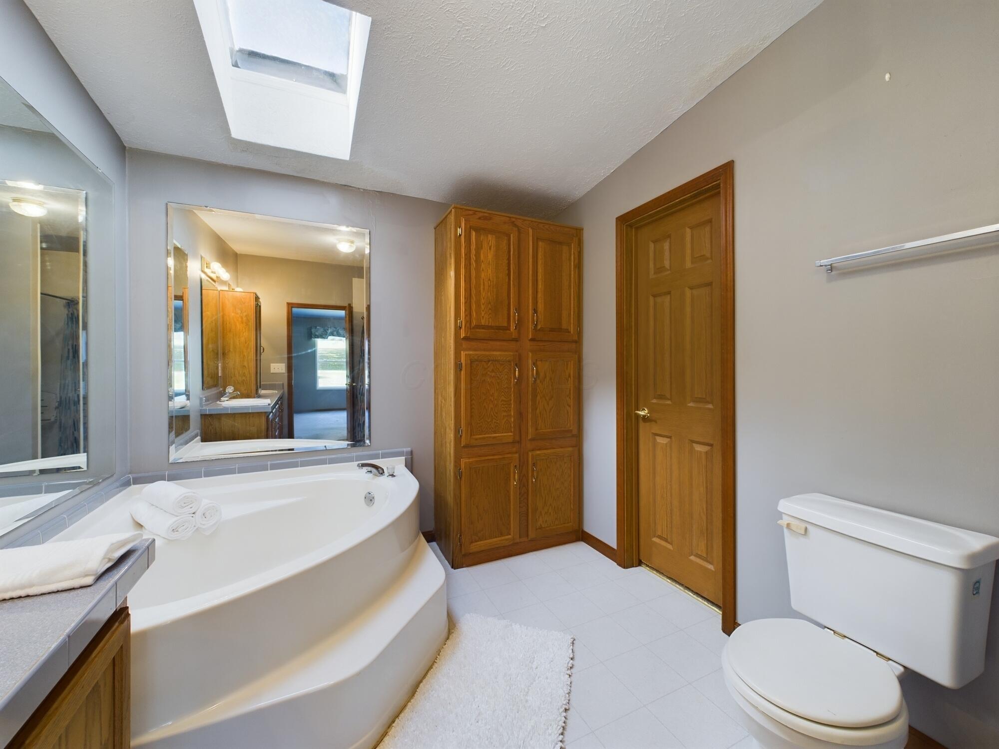 3415 Spires Road Southwest Lancaster, OH 43130 - Photo 31 of 47 Interior