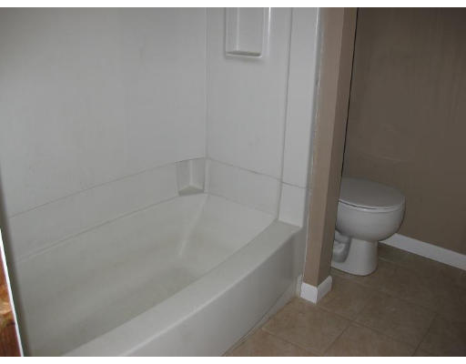 19 Hobson Street Springfield, MA 01109 - Photo 8 of 12 Gallery Image 8