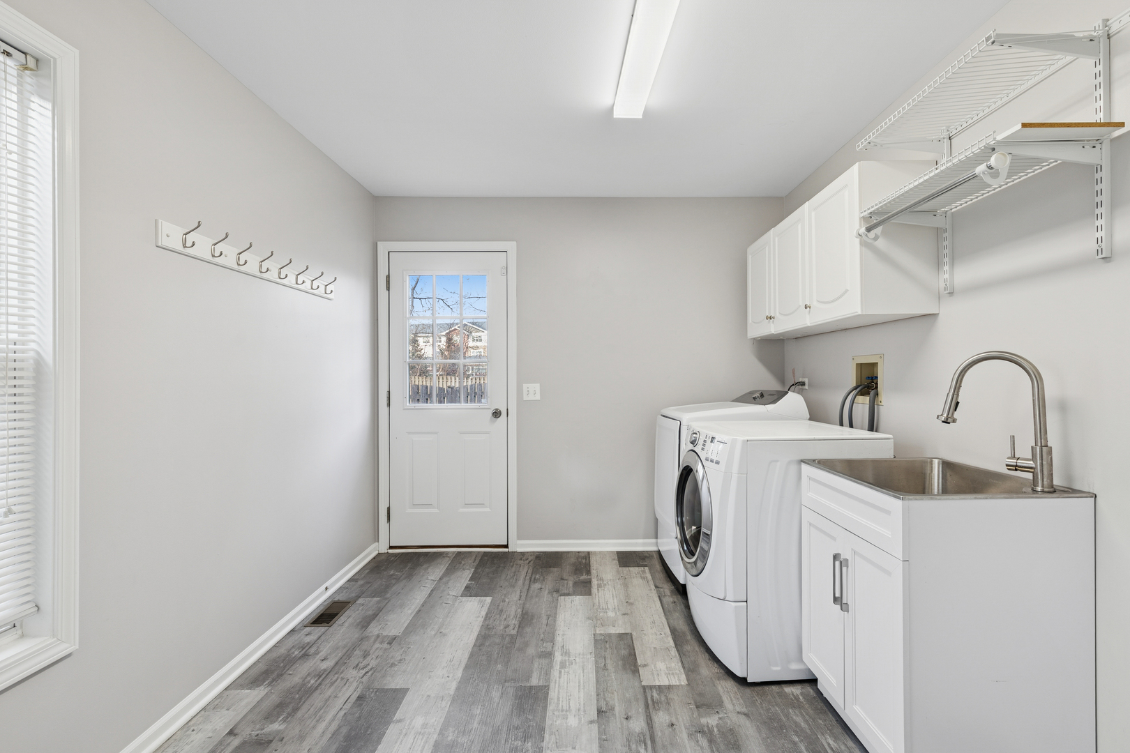 145 South Oakleaf Road Algonquin, IL 60102 - Photo 19 of 24