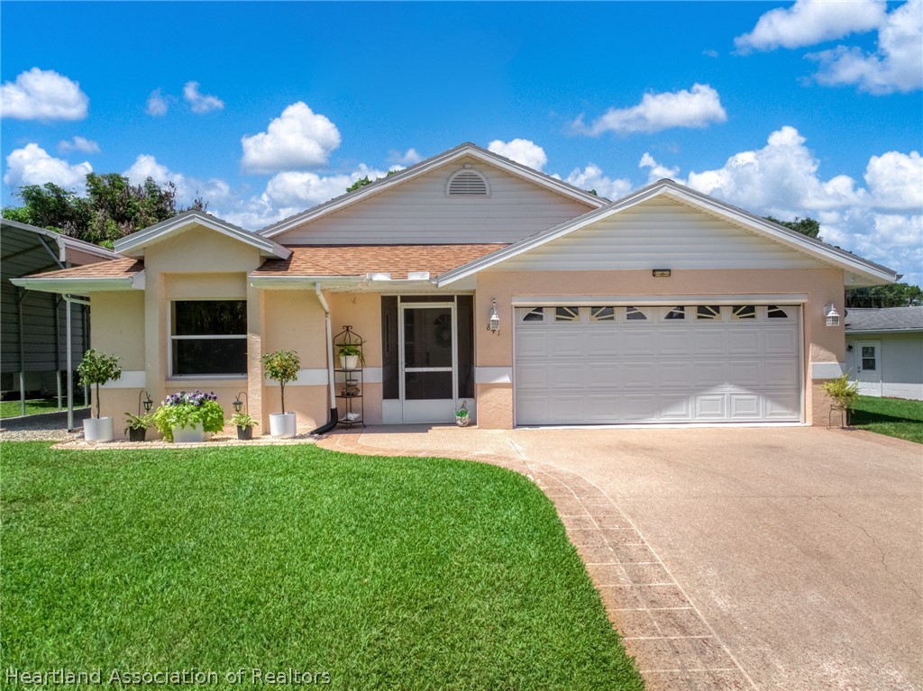 841 Racoon Lane Lorida, FL 33857 - Photo 1 of 46