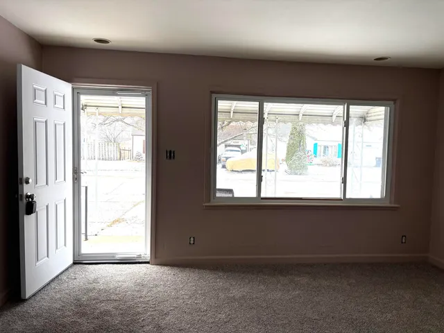 $150,000 | 26512 Kathy Street, Roseville, MI 48066