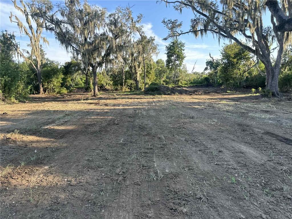 1309 Jean Lafitte Boulevard Jean Lafitte, LA 70067 - Photo 15 of 20