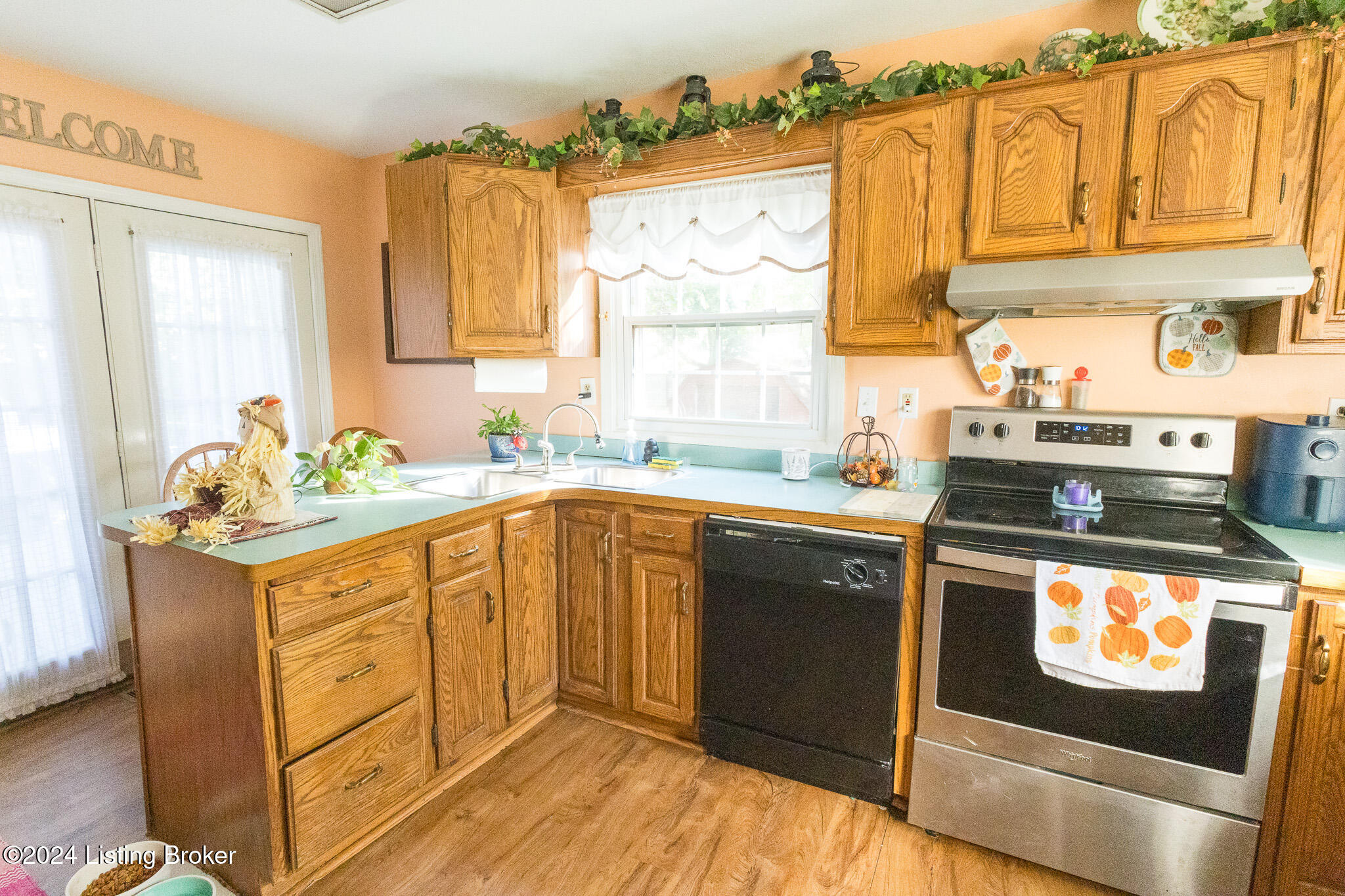 4606 Palma Road Louisville, KY 40272 - Photo 14 of 43 812A9770