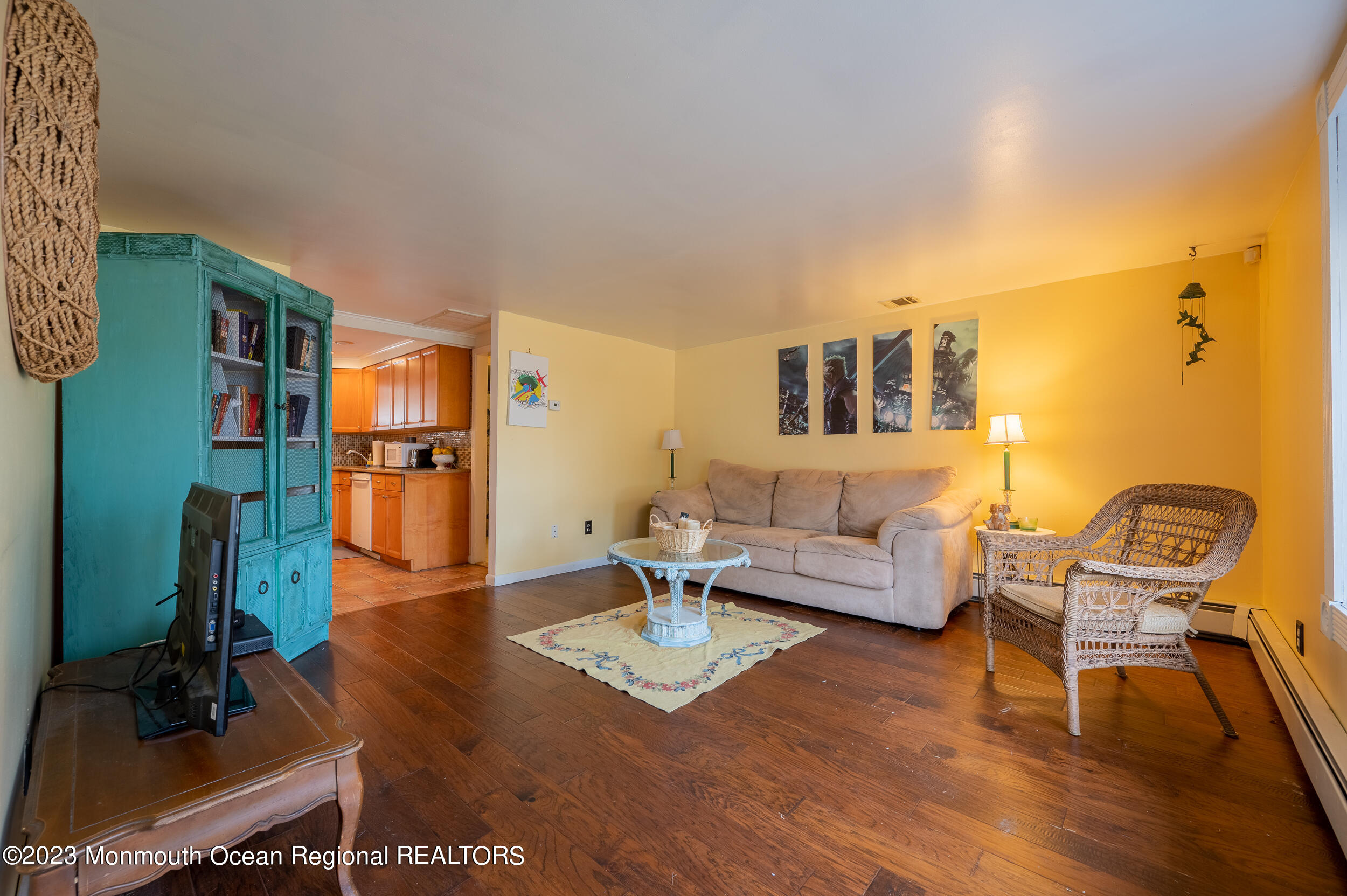2228 Kenneth Road Point Pleasant, NJ 08742 - Photo 3 of 18 Living 1