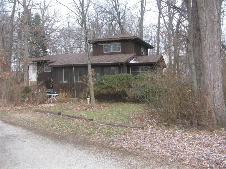 1109 Edgewater Beach Road Valparaiso, IN 46383 - Photo 1 of 10 767x575