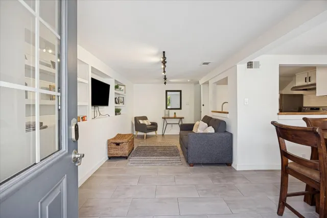 $7,250 | 604 Pressler Street, Austin, TX 78703