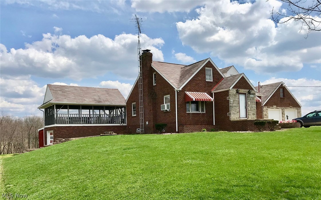 4036 Bark Road Northwest Waynesburg, OH 44688 - Photo 2 of 23 Gallery Image 2