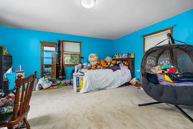 $550,000 | 211 Bluff Avenue, Eastlake, MI 49626