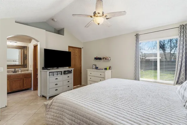 $355,000 | 809 Wildwood Drive, Lemoore, CA 93245