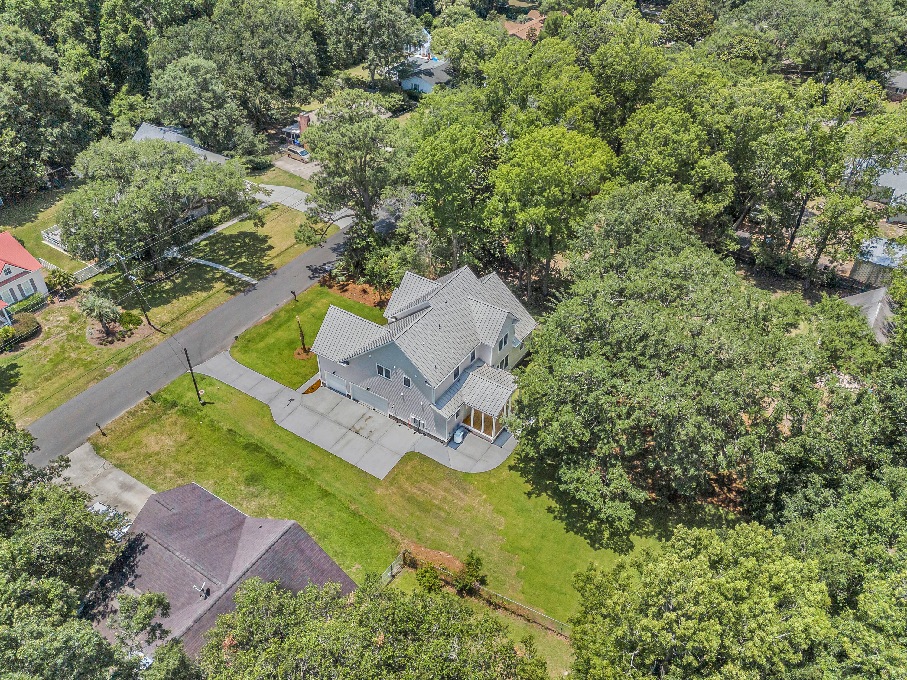 1436 State Rd S-10-1518 Mount Pleasant, SC 29464 - Photo 27 of 32 CREM - 1436 Kinglet St exteriors-26