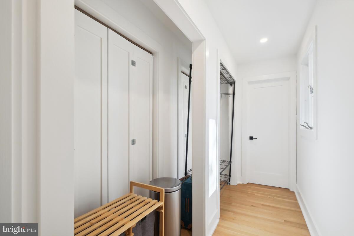 11900 Viewcrest Terrace Silver Spring, MD 20902 - Photo 49 of 69 UPPER LEVEL - LAUNNDRY