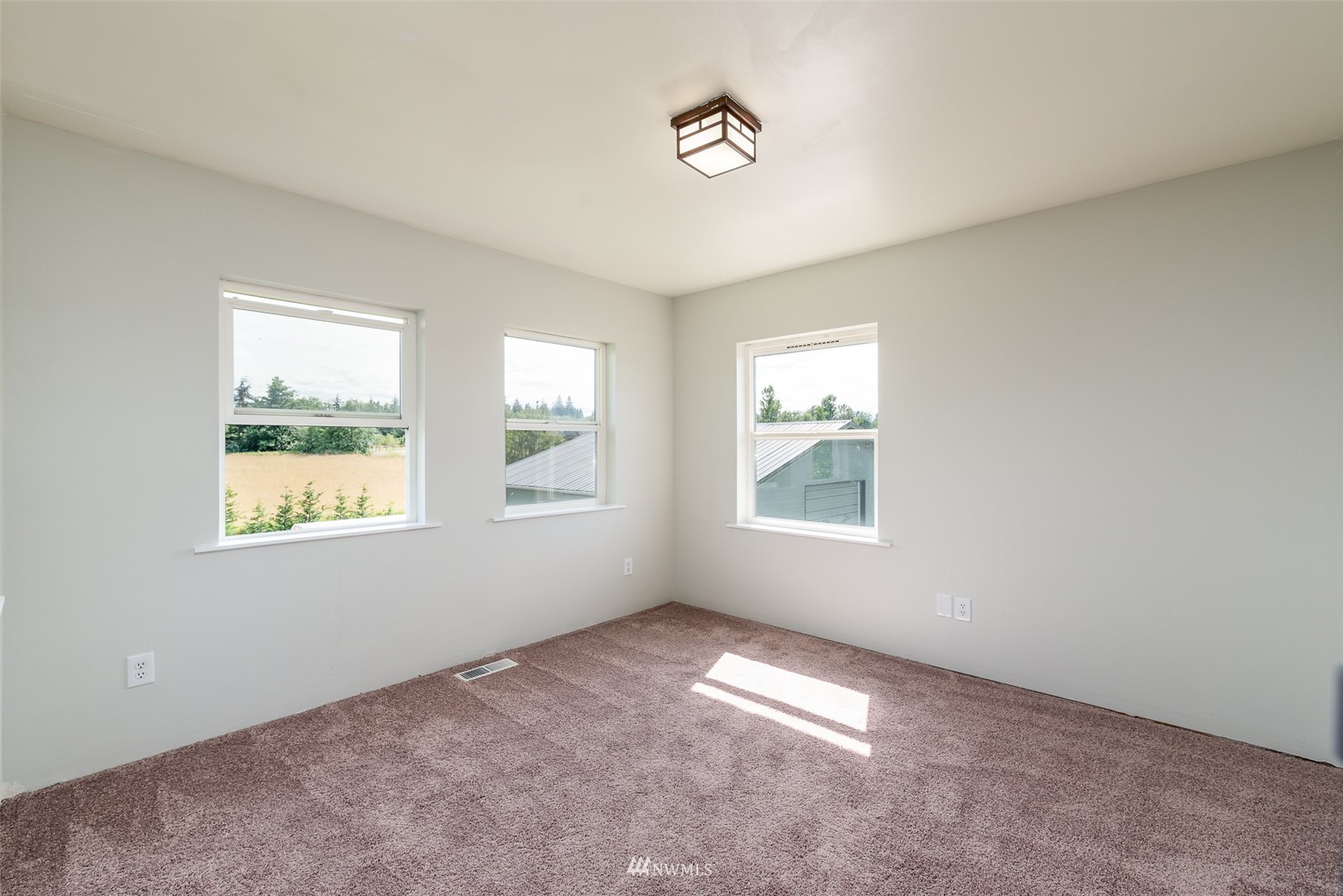6674 Olson Road Ferndale, WA 98248 - Photo 13 of 40