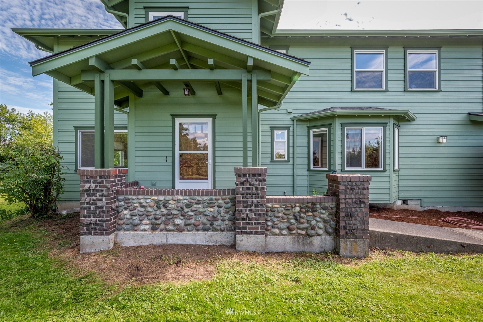 6674 Olson Road Ferndale, WA 98248 - Photo 2 of 40