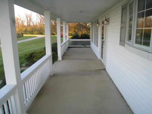 3550 Briar Hill Road Lexington, KY 40516 - Photo 9 of 29 Photo 9