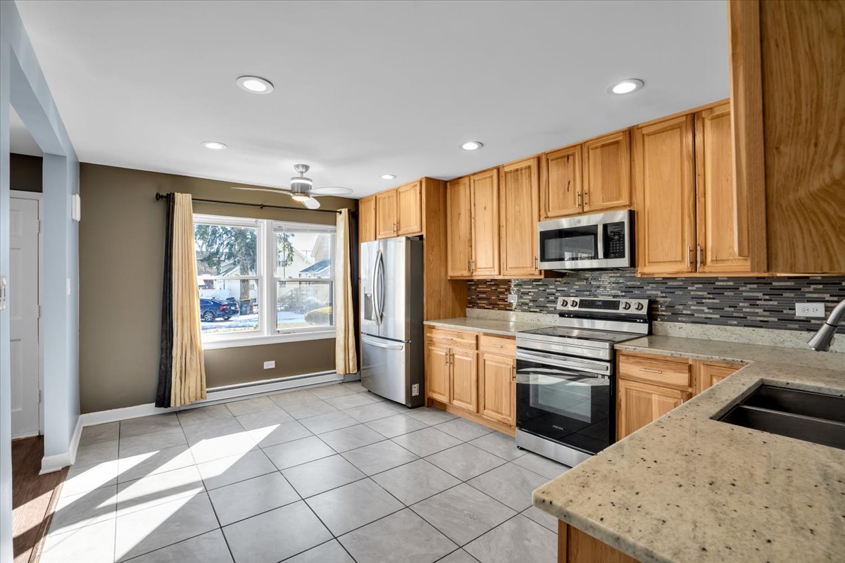 18333 Wentworth Avenue, Unit 7 Lansing, IL 60438 - Photo 14 of 32