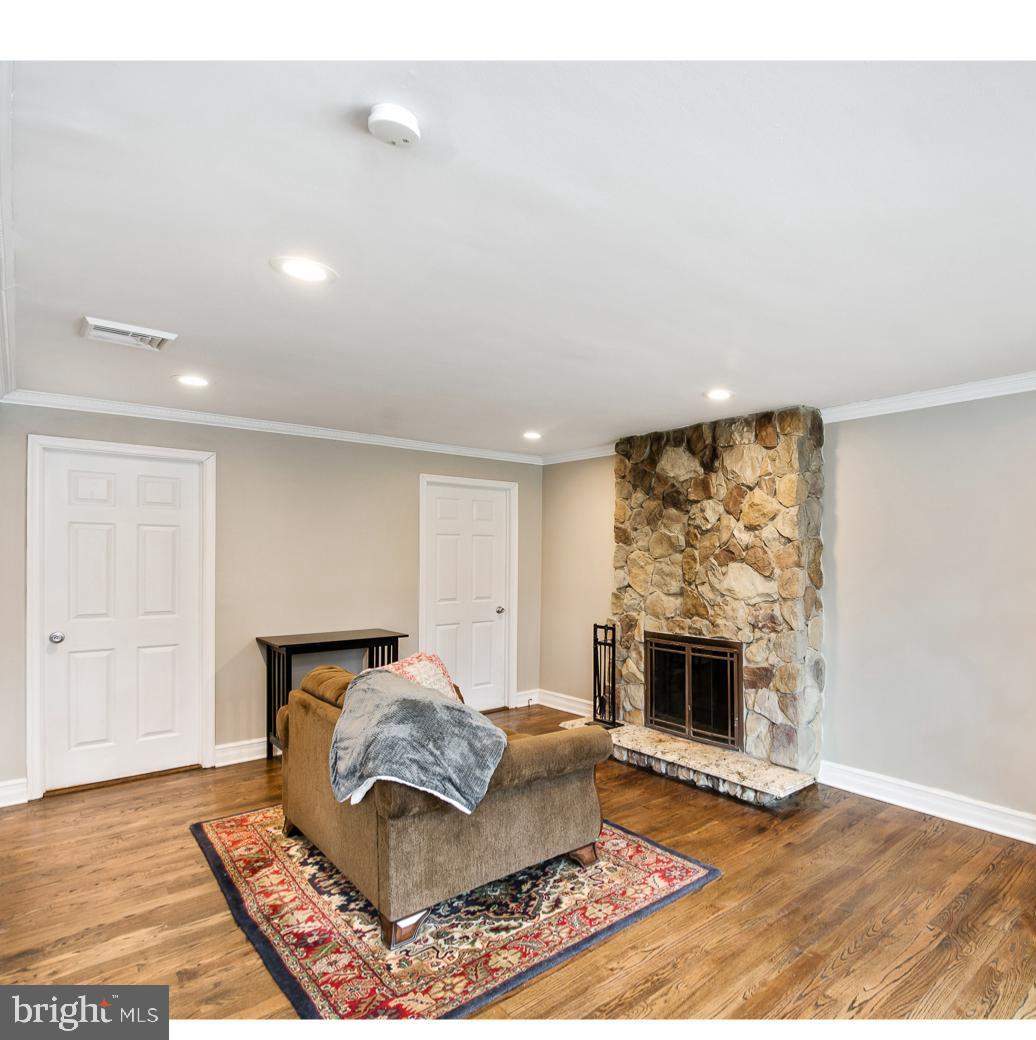 150 New Road Evesham, NJ 08053 - Photo 10 of 21 Family Room