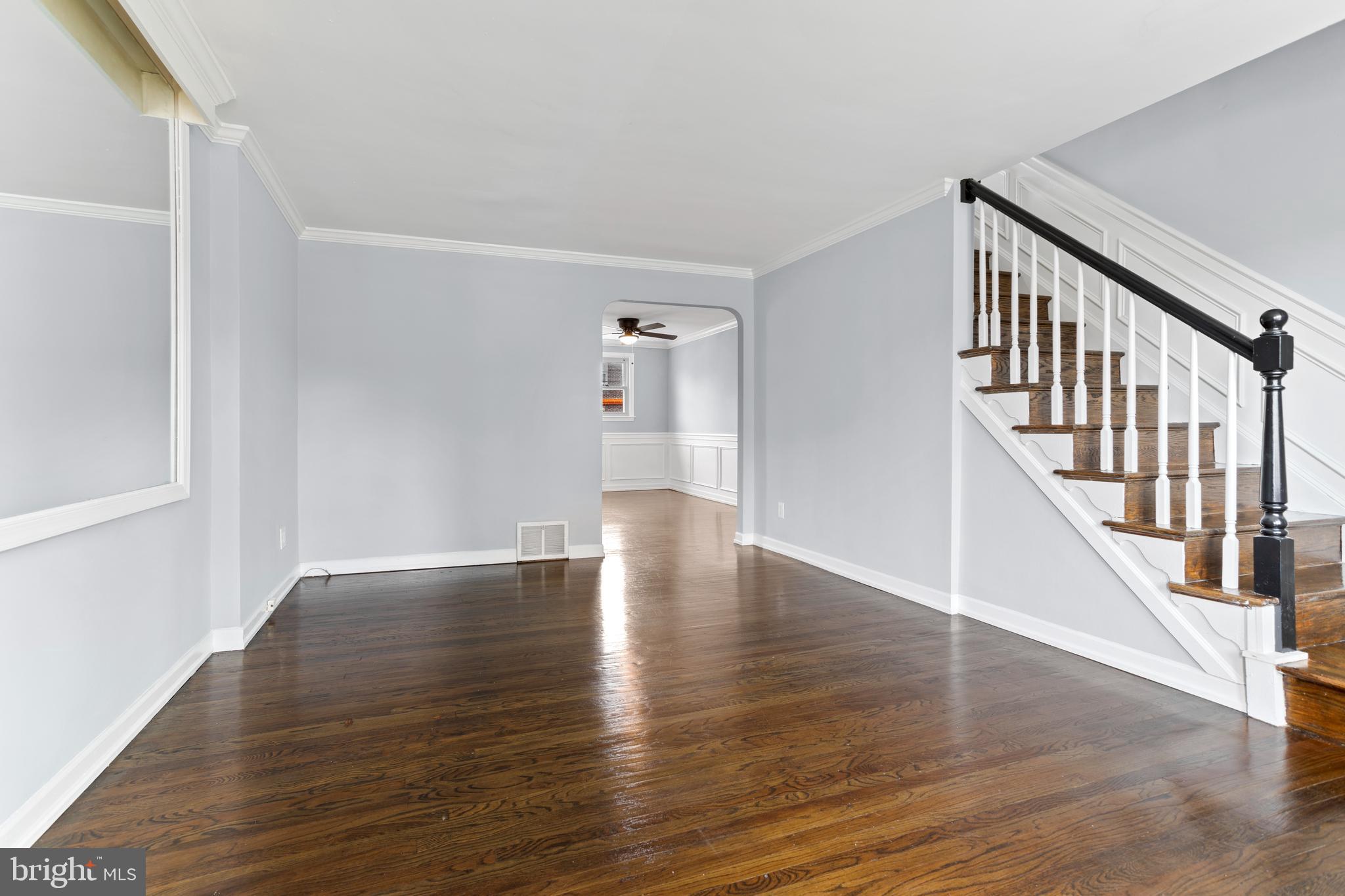 2012 Heather Road Folcroft, PA 19032 - Photo 4 of 25
