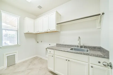 $465,000 | 13607 Breakwater Path Loop, Houston, TX 77044