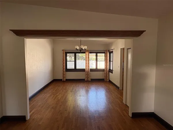 $2,695 | 1137 Oaks Boulevard, Winter Park, FL 32789