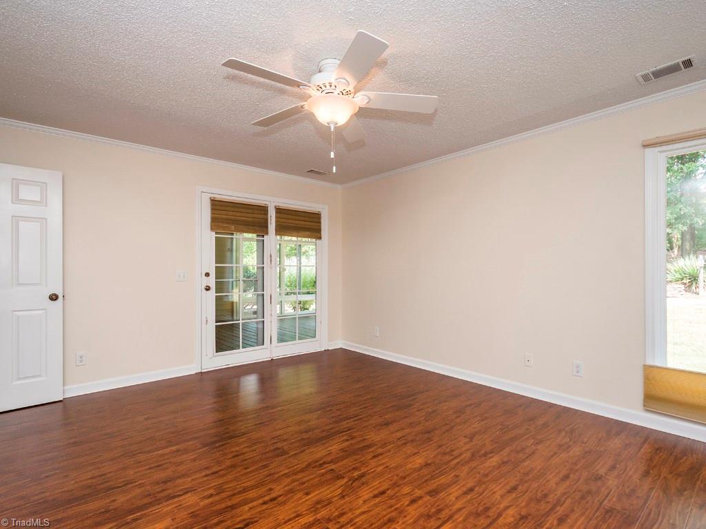 3301 Quail Run Drive High Point, NC 27265 - Photo 15 of 27 Gallery Image 15
