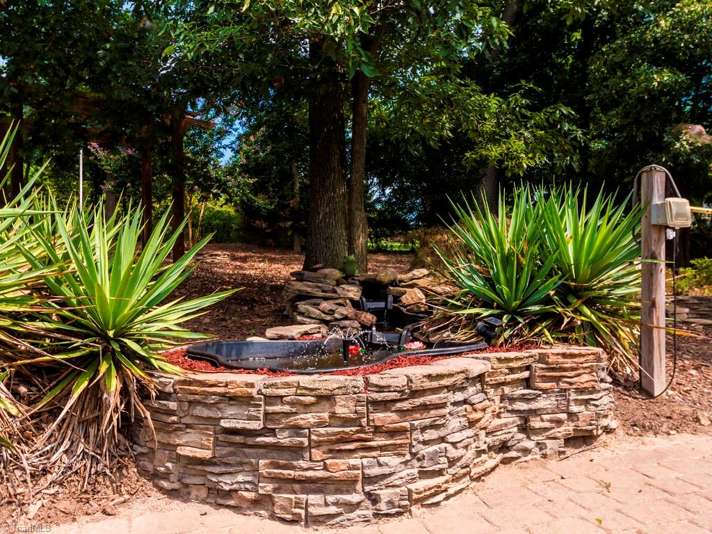 3301 Quail Run Drive High Point, NC 27265 - Photo 25 of 27 Gallery Image 25