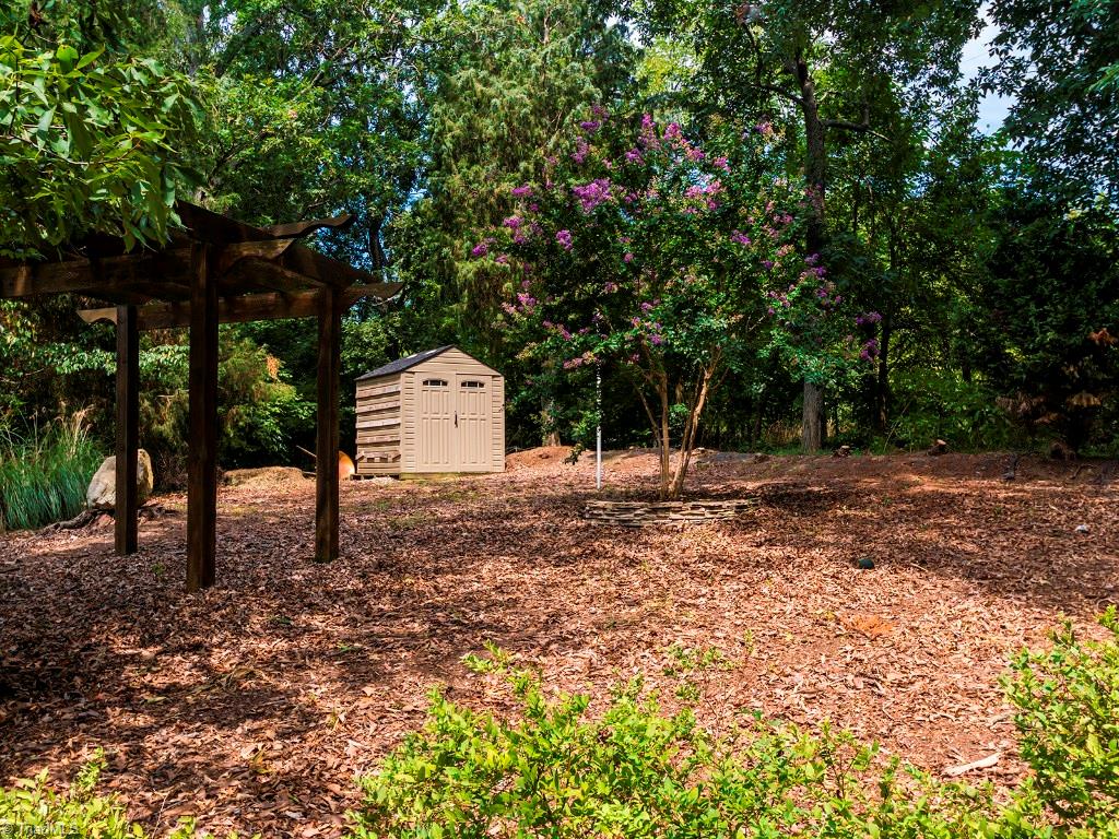 3301 Quail Run Drive High Point, NC 27265 - Photo 26 of 27 Gallery Image 26