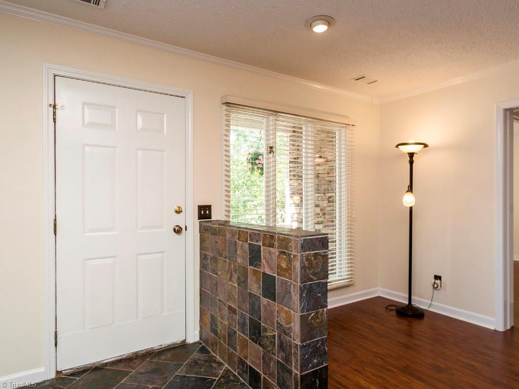 3301 Quail Run Drive High Point, NC 27265 - Photo 4 of 27 Gallery Image 4