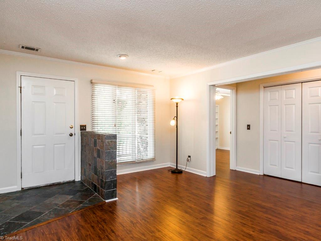 3301 Quail Run Drive High Point, NC 27265 - Photo 6 of 27 Gallery Image 6