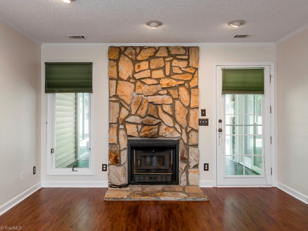 3301 Quail Run Drive High Point, NC 27265 - Photo 7 of 27 Gallery Image 7
