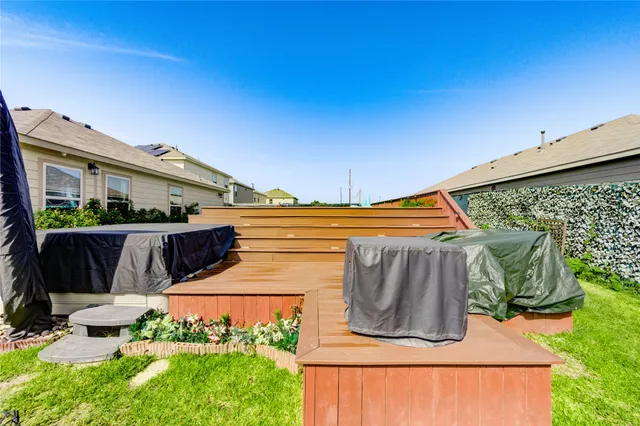 $323,000 | 4338 Tulip Oak Drive, Houston, TX 77068