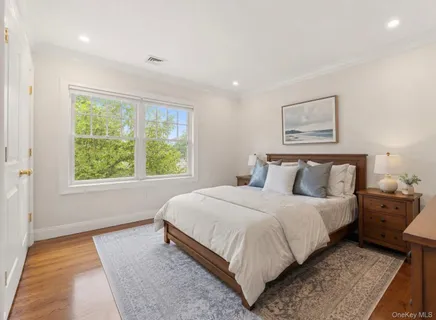 $2,249,000 | 1 Cambridge Court, New Rochelle, NY 10804