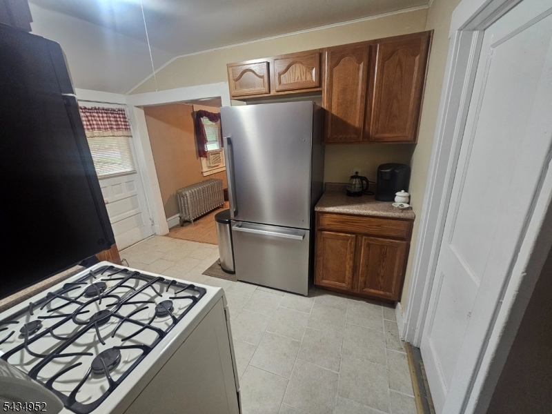 10 Shawnee Road Hopatcong, NJ 07843 - Photo 4 of 12