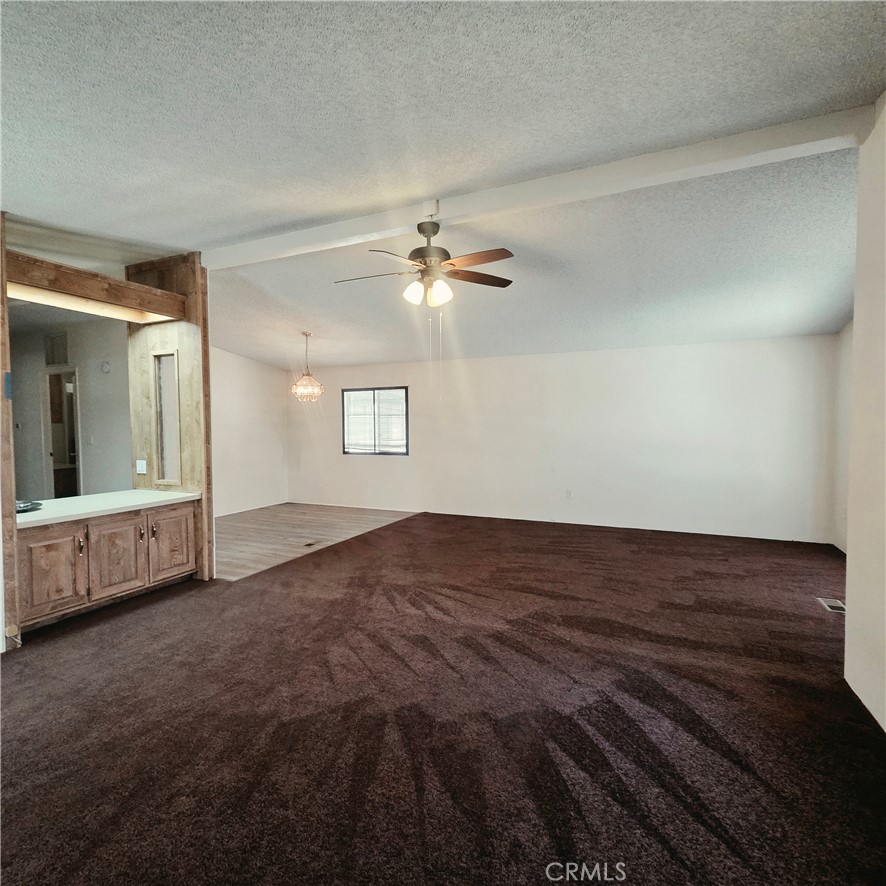 22601 Bear Valley Road, Unit 54 Apple Valley, CA 92308 - Photo 10 of 32