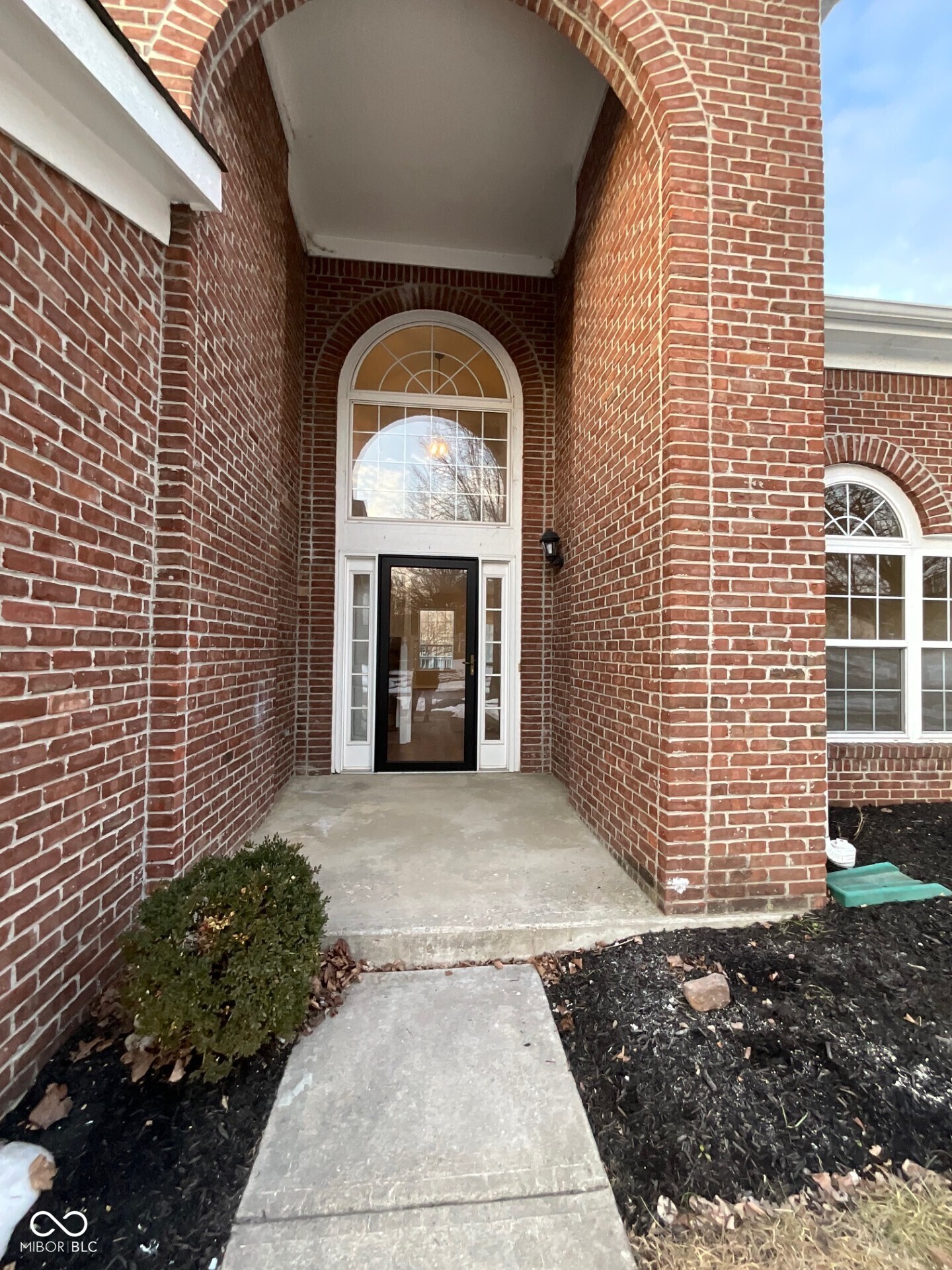 10132 Lauren Pass Fishers, IN 46037 - Photo 2 of 32