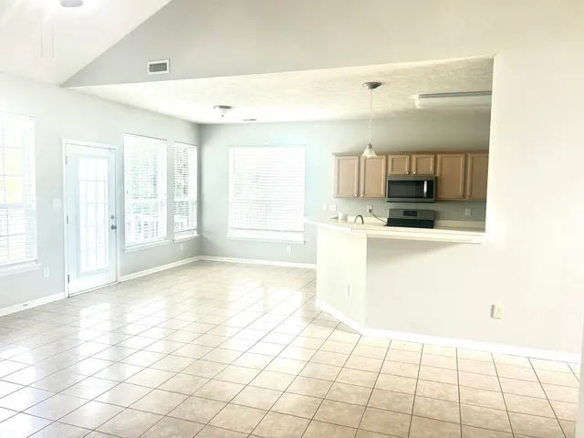 $323,500 | 10132 Lauren Pass, Fishers, IN 46037