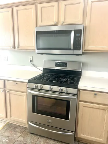 $323,500 | 10132 Lauren Pass, Fishers, IN 46037