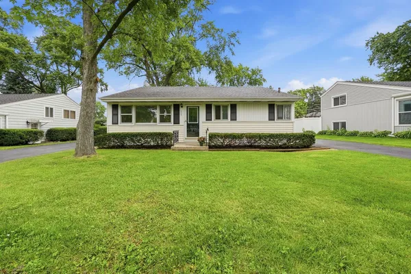 $419,000 | 1033 Kip Place, Lemont, IL 60439