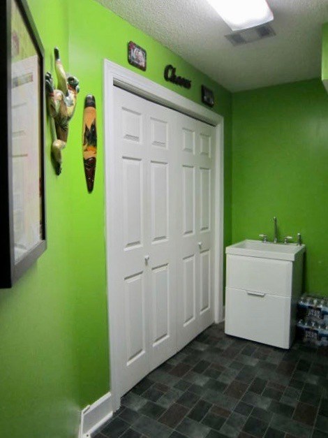 1450 Johnson Road Macon, GA 31220 - Photo 20 of 23 a utility room with dryer and washer