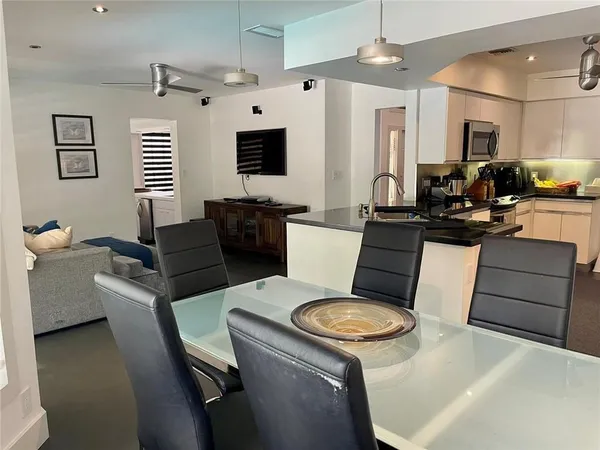 $7,800 | 21723 Club Villa Terrace, Boca Raton, FL 33433